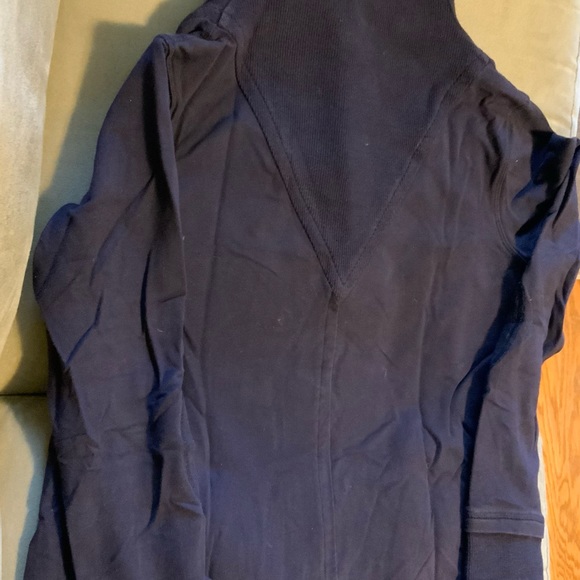 Lululemon dark purple wrap jacket - Picture 14 of 17